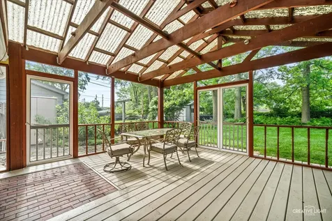 316 Dee Road North Aurora IL 60542