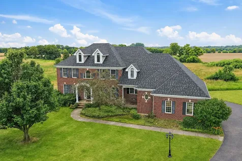 1365 Pheasant Trail Hampshire IL 60140
