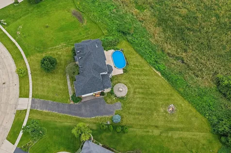 1365 Pheasant Trail Hampshire IL 60140