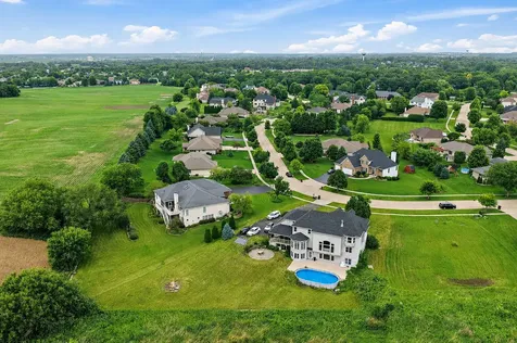1365 Pheasant Trail Hampshire IL 60140