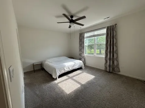 922 Darwin Street North Aurora IL 60542