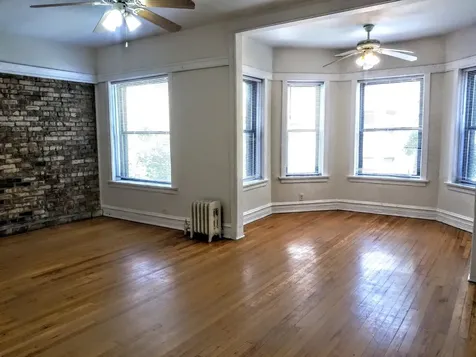 709 West Cornelia Avenue Chicago IL 60657
