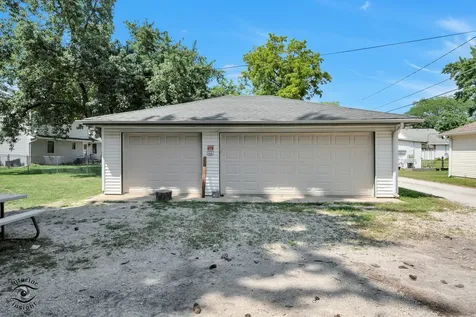 330 South Park Street Manhattan IL 60442