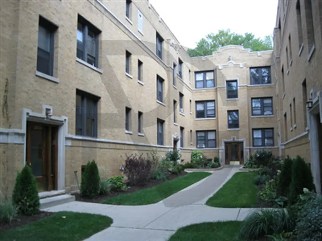 2651 North Spaulding Avenue Chicago IL 60647