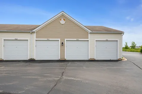 154 Bertram Road Yorkville IL 60560