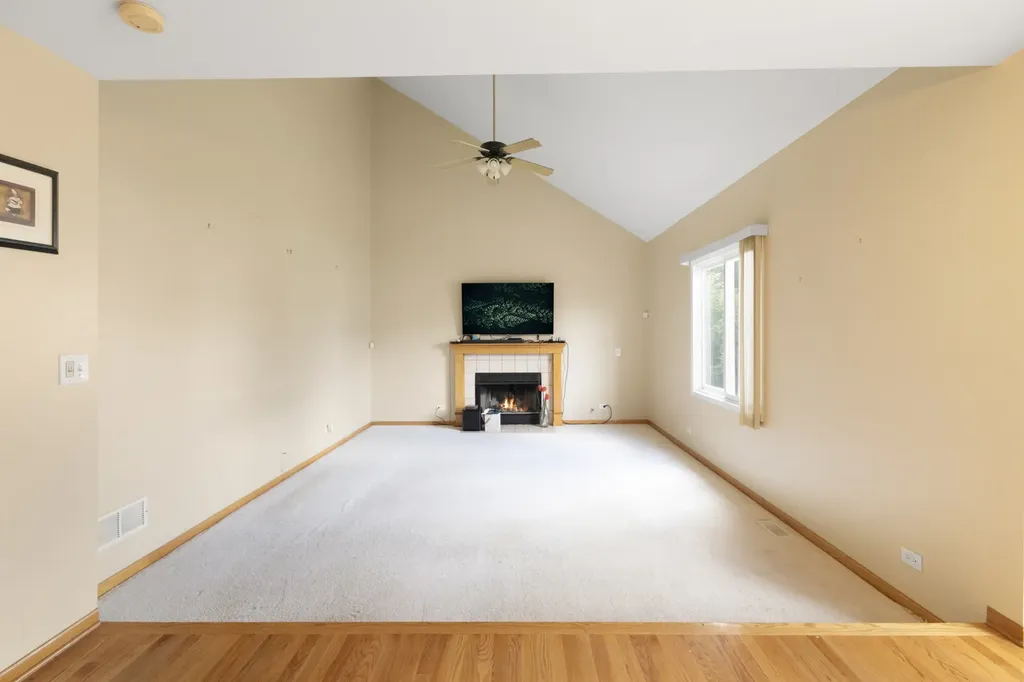 131 Tecumseh Drive Bolingbrook IL 60490