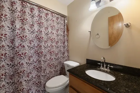 131 Tecumseh Drive Bolingbrook IL 60490