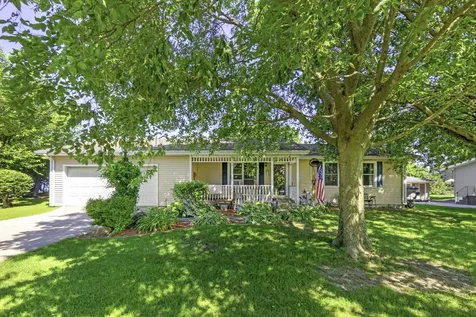 158 Tammy Lane Lake Holiday IL 60552