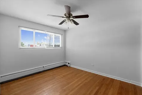 6715 North Hermitage Avenue Chicago IL 60626