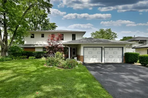 823 Milbeck Avenue Elk Grove Village IL 60007