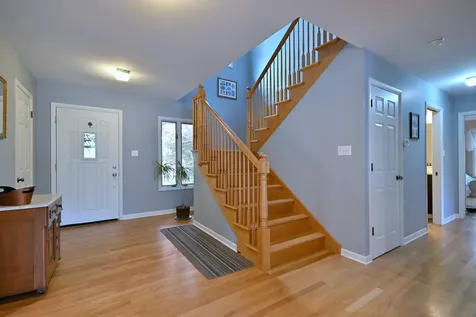 823 Milbeck Avenue Elk Grove Village IL 60007