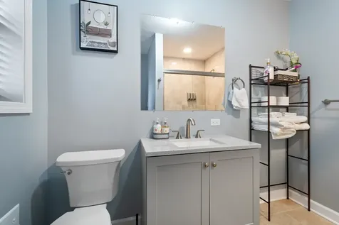 6128 North Francisco Avenue Chicago IL 60659
