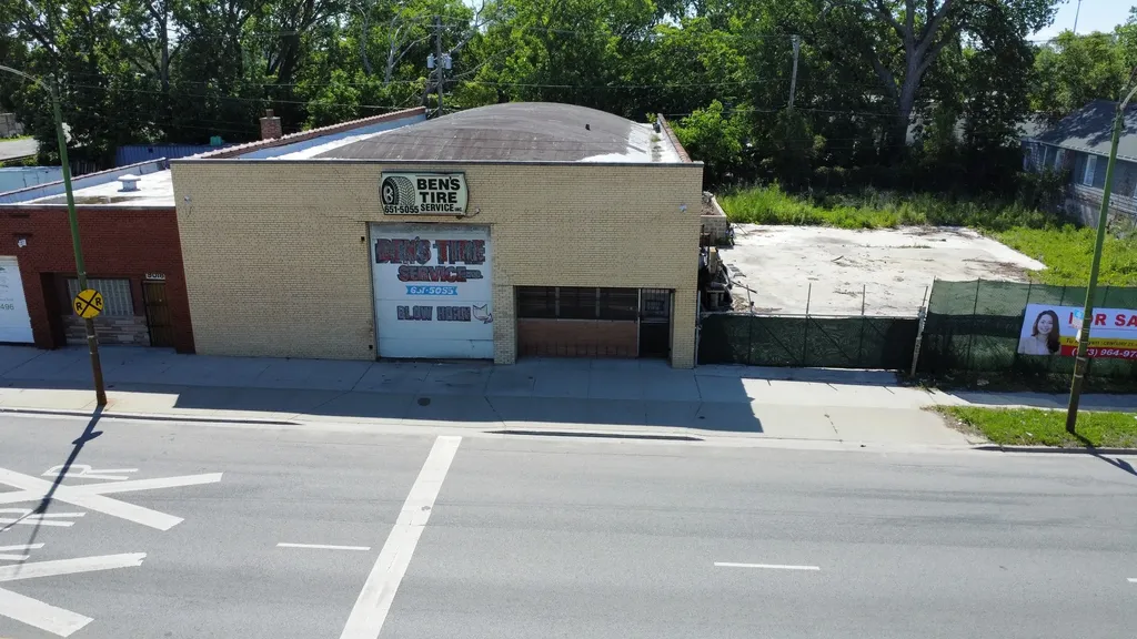 9016 South Halsted Street Chicago IL 60620