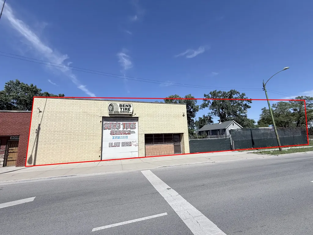 9016 South Halsted Street Chicago IL 60620