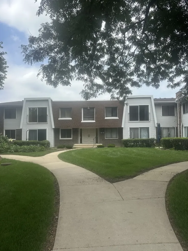2711 Hobson Road Woodridge IL 60517