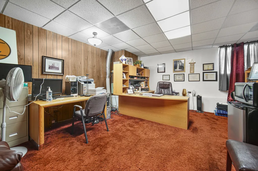 4727 South Wabash Avenue Chicago IL 60615