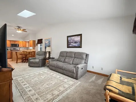 562 Pine Meadow Drive Dixon IL 61021