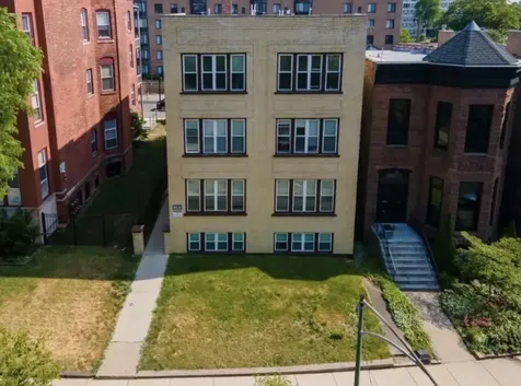 619 East Groveland Park Chicago IL 60616