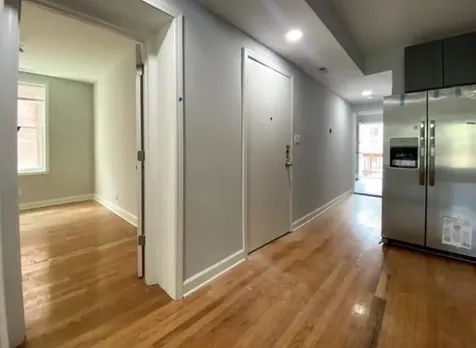 619 East Groveland Park Chicago IL 60616
