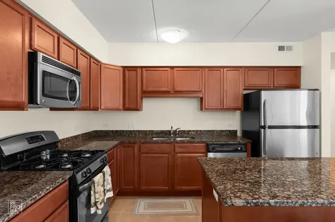 9864 Leland Avenue Schiller Park IL 60176