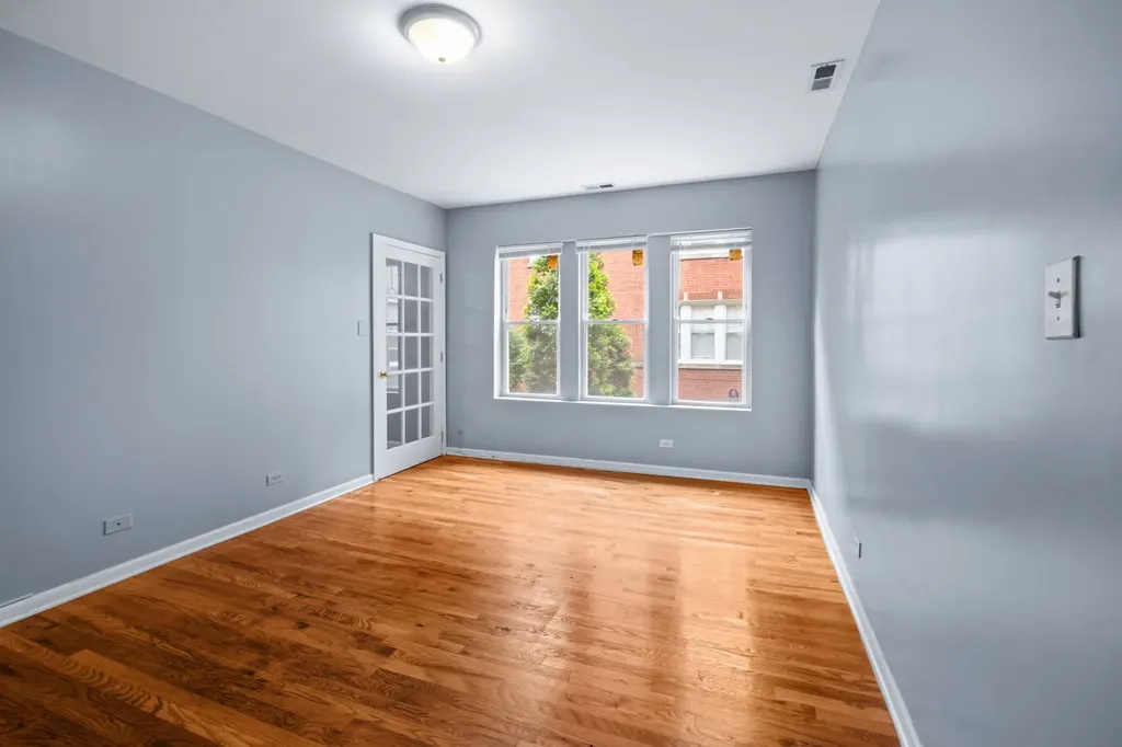 1303 East 71st Place Chicago IL 60619