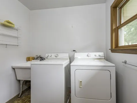 623 Mckinley Avenue Mundelein IL 60060