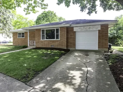 623 Mckinley Avenue Mundelein IL 60060
