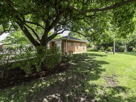 623 Mckinley Avenue Mundelein IL 60060