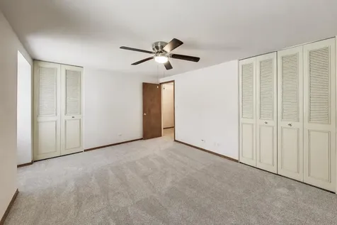 816 Mansfield Court Schaumburg IL 60194