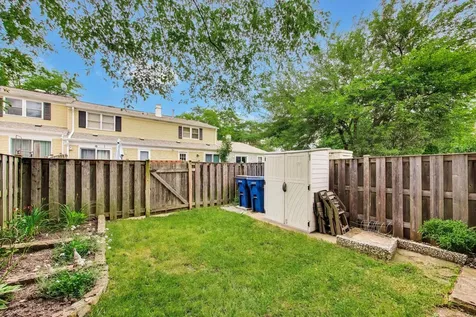 816 Mansfield Court Schaumburg IL 60194