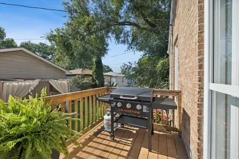 4146 Park Avenue Brookfield IL 60513