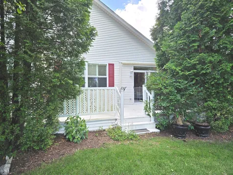 1526 Benzie Circle Romeoville IL 60446