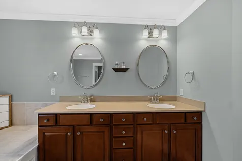 40W612 North Blue Lake Circle Campton Hills IL 60175