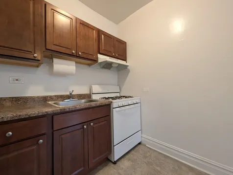 2704 North Sawyer Avenue Chicago IL 60647