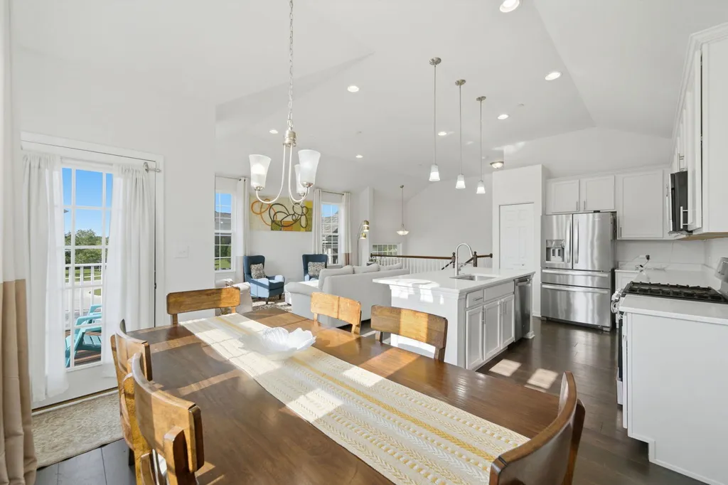 4450 Monroe Court Naperville IL 60564