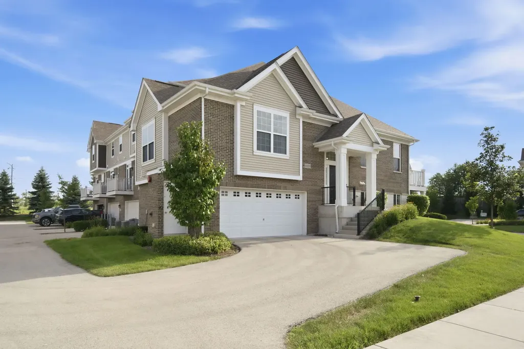 4450 Monroe Court Naperville IL 60564