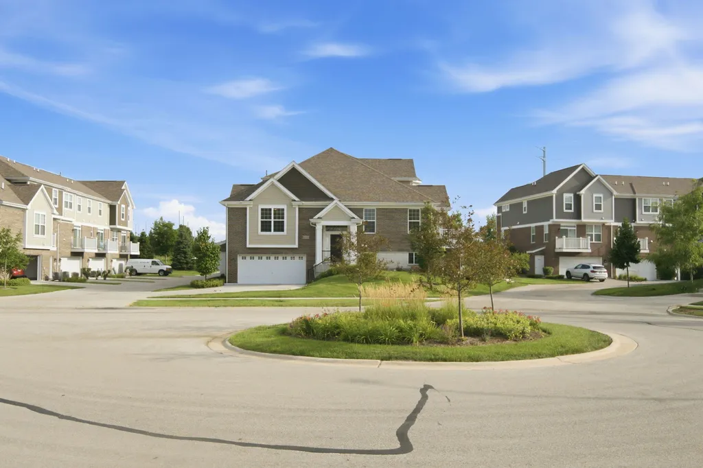 4450 Monroe Court Naperville IL 60564