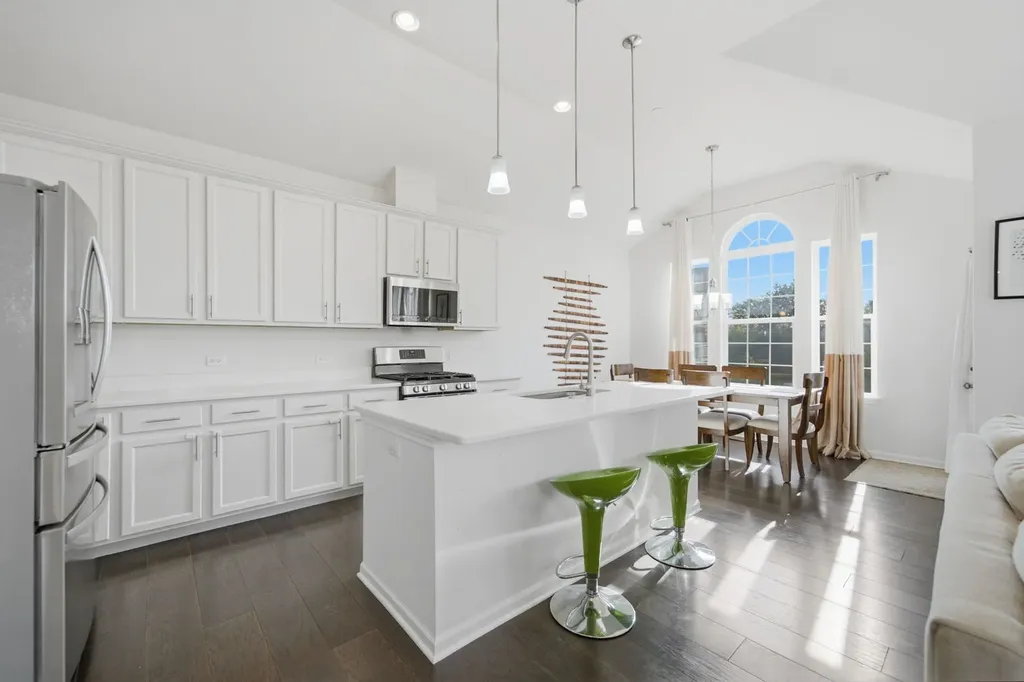 4450 Monroe Court Naperville IL 60564