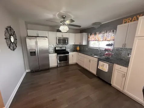 56 Timberlane Road Matteson IL 60443