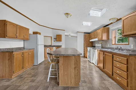 414 North Pine Street Gardner IL 60424