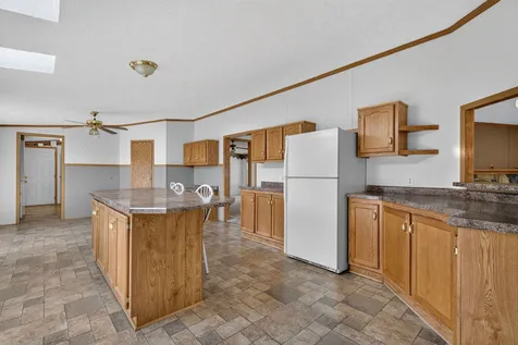 414 North Pine Street Gardner IL 60424