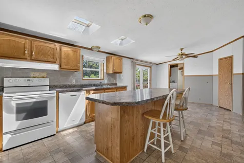 414 North Pine Street Gardner IL 60424