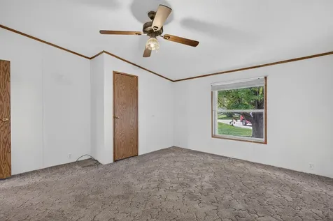 414 North Pine Street Gardner IL 60424