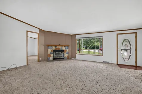 414 North Pine Street Gardner IL 60424