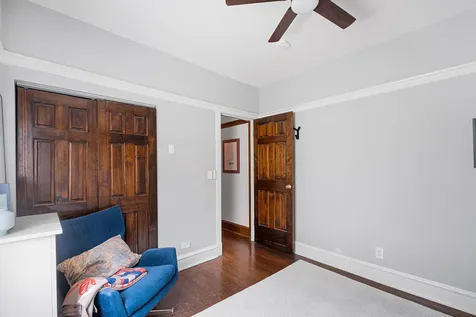 3749 North Pine Grove Avenue Chicago IL 60613