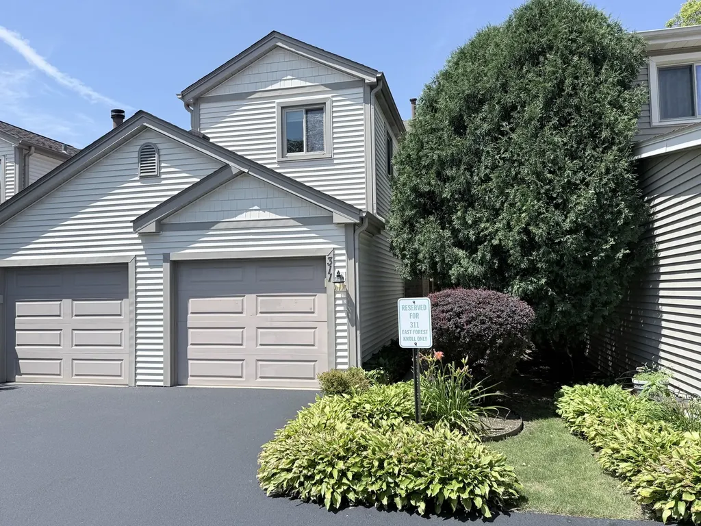 311 East Forest Knoll Drive Palatine IL 60074