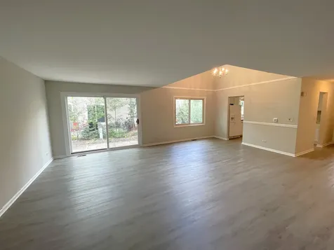 311 East Forest Knoll Drive Palatine IL 60074