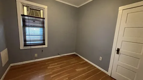 4136 North Bell Avenue Chicago IL 60618