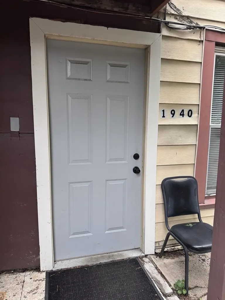 1940 West Huron Street Chicago IL 60622