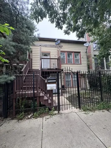 1940 West Huron Street Chicago IL 60622